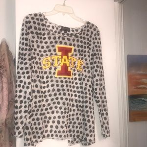 Lady’s Polk a dot long sleeve shirt